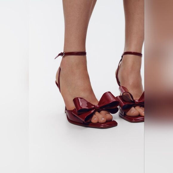 Nwt ZARAβRARE PATENT EFFECT BOW SANDALS HEELS - Picture 6 of 11